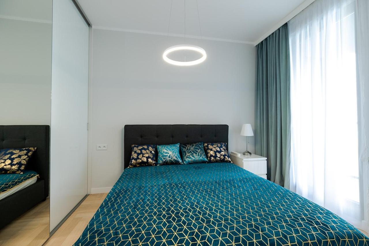 Wola Luxe Apartment Warsaw Ngoại thất bức ảnh