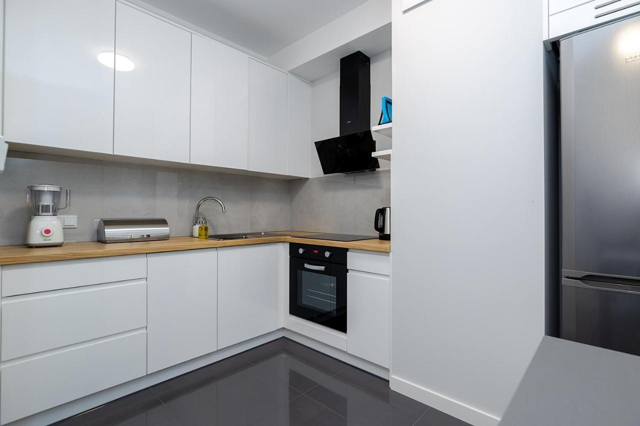 Wola Luxe Apartment Warsaw Ngoại thất bức ảnh